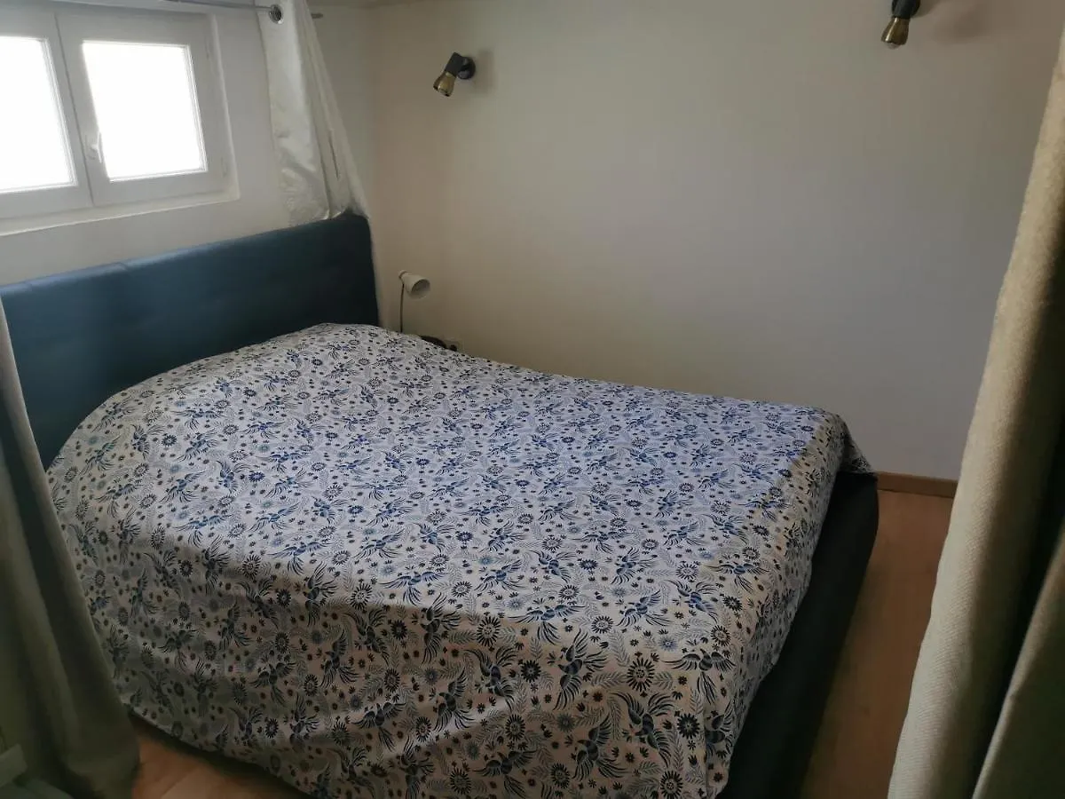 Holiday park Camping Les Arbouses Mobil Home 6 A 8 Personnes Climatise Barbecue Terrasse Le Castellet