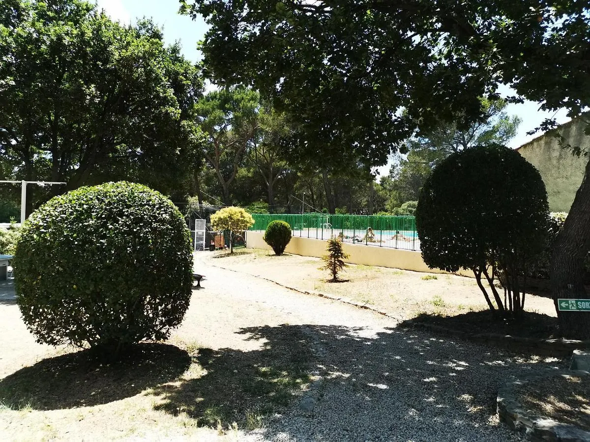 Camping Les Arbouses Mobil Home 6 A 8 Personnes Climatise Barbecue Terrasse Le Castellet  Holiday park